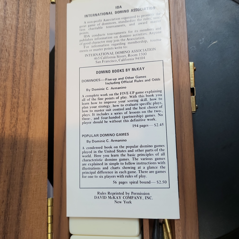 Handcrafted Dominic C. Armanino Five Up Co Dominos in Walnut Wood Box - Picture 9 of 16